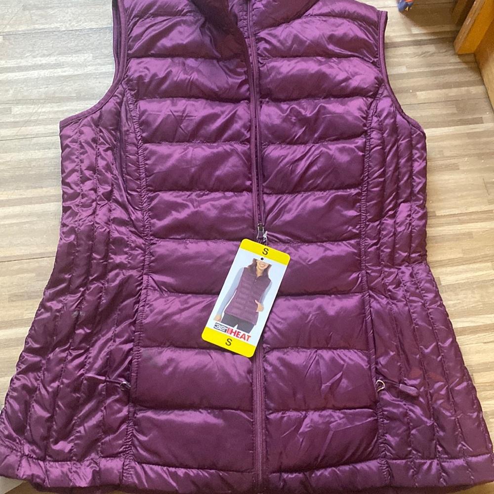 Maroon puffer vest